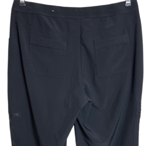 Chico’s Zenergy | UPF Bungee Ankle Crop Pants | 1 Short - Picture 7 of 8